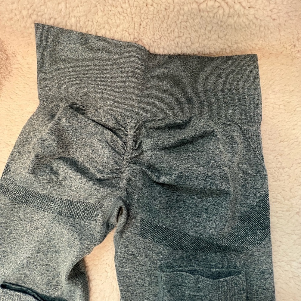 Workout yoga athletic leggings Heather blue NWOT - Picture 10 of 10